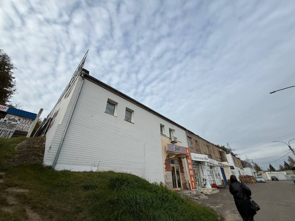 Изображение на обложке объявления